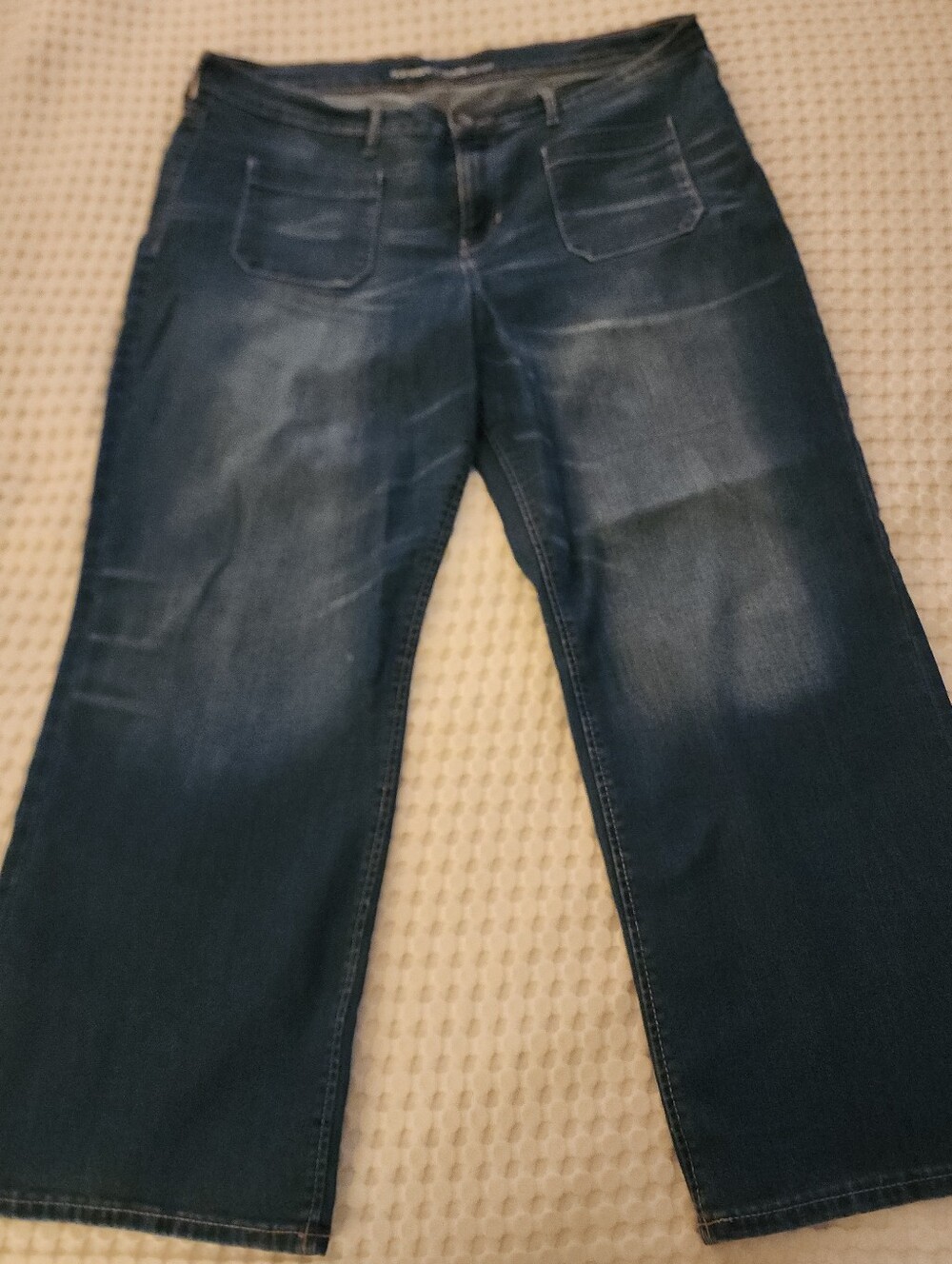 Old Navy Mid Rise Flare Crop Jeans